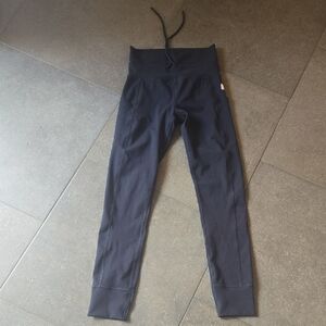 Vuori Dark Gray Leggings